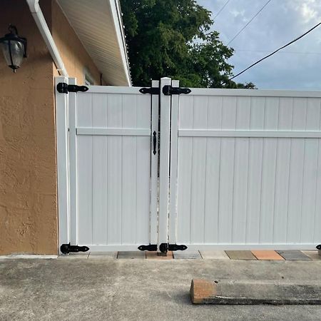 Blue Sky Apartment Fort Myers Exterior photo